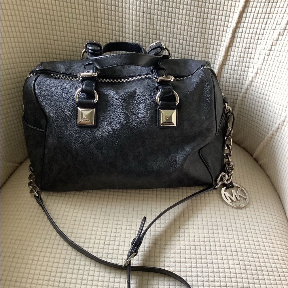 Michael Kors like new